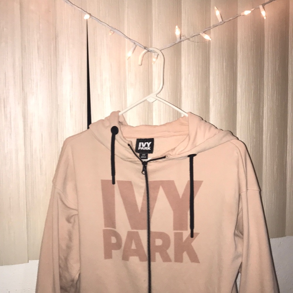 IVY PARK HOODIE